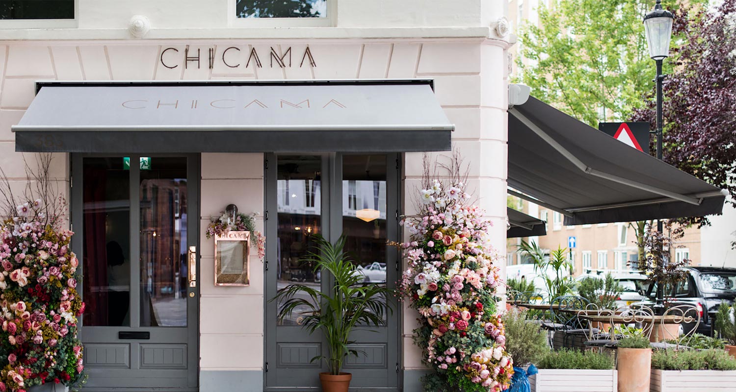 Can commercial awnings be customized with logos or branding?